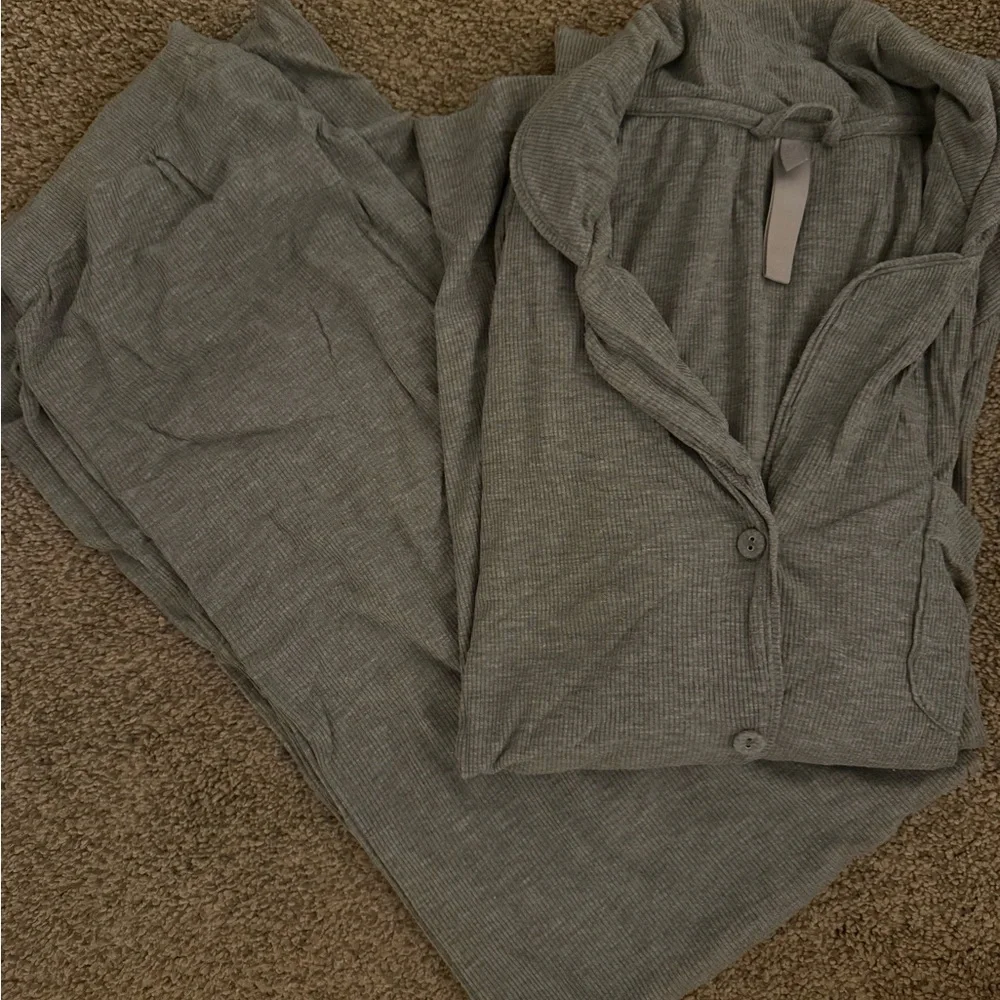 SKIMS Women's Soft Lounge Pajama Set - Picture 3 of 3
